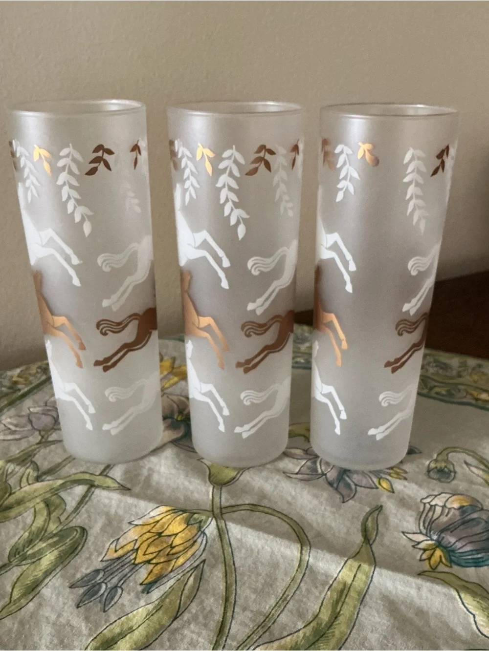 Vintage Libbey Glass Horse Cavalcade Frosted Highball/Tom Collins Set of 3 MCM